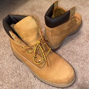 Boys Size 6 Timberland Boots